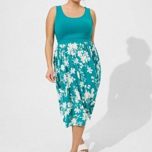 Torrid Midi Foxy Challis Twist Back Dress size 3 (22-24)